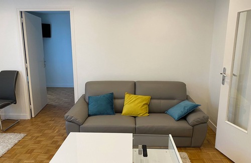 Centre-Ville Apartment | Appartement de 100 m2 à Saint-ouen-laumône sur le Chemin des Impressionnistes