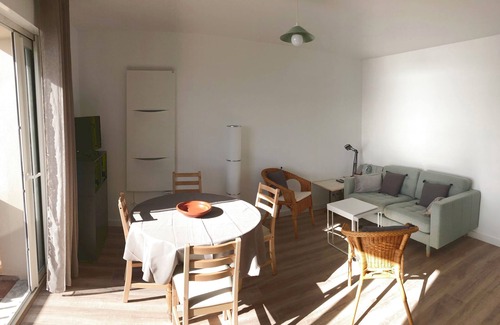 Le Brusc Apartment | Appartement 2 chambres, vue mer, wifi, parking