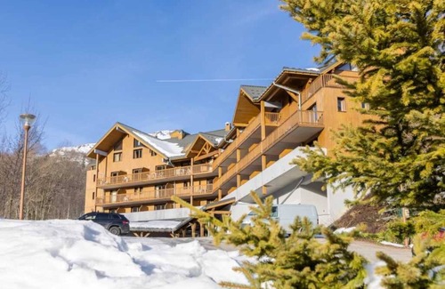Les Bottieres Apartment | Appartement 3 étoiles - Piscine - ccbbcfi