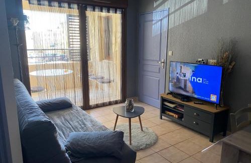 Uzes Apartment | appartement 3 min a pied du centre d'Uzès parking piscine