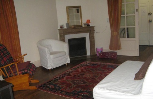 Baccarat House | appartement 50 m2 , chambre , cuisine , salle de bains