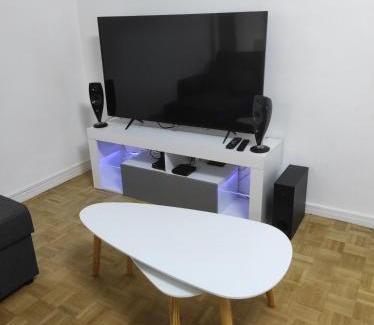 Pierrelatte Apartment | Appartement 70m² Pierrelatte Cosy, NETFLIX+WIFI