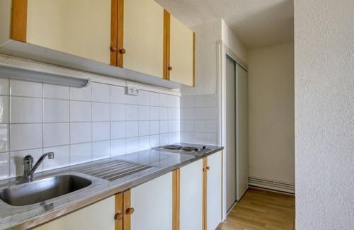 Miremont Condo | Appartement au Calme! Balcon avec Vue + Piscine