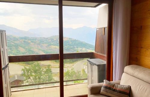 Le Corbier Apartment | Appartement avec balcon au pied des pistes de ski