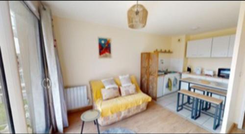 Gare Apartment | appartement avec balcon et ascenseur sur calais