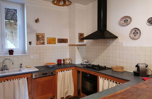 Lens-Lestang Apartment | Appartement Avec Jardin Dans la Drôme des Collines