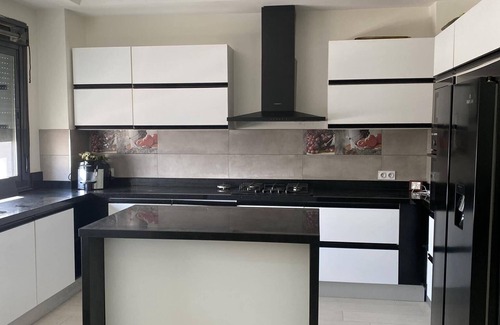 Oran Apartment | Appartement Avec Vue Panoramique sur la Ville