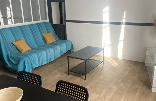 Crepy-en-Valois Apartment | Appartement Centre Ville 1 Chambre, Cuisine Aménagée