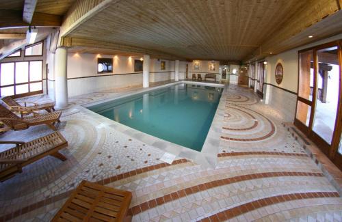 Arc-2000 Apartment | Appartement chaleureux 4-6 pers Chalet Chamois appt H2