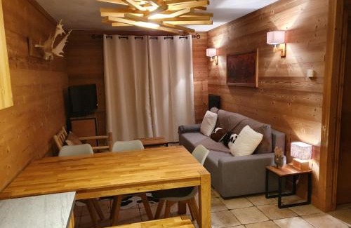 Arc-2000 Apartment | Appartement chaleureux 4-6 pers Chalet Chamois appt H2