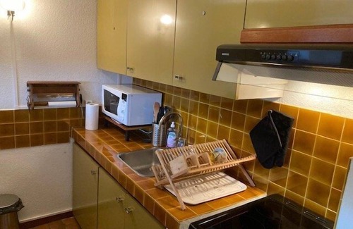 Le Lavandou Apartment | Appartement Climatisé Centre Ville Le Lavandou
