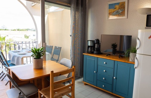 Vias Apartment | Appartement climatisé à 100m de la plage