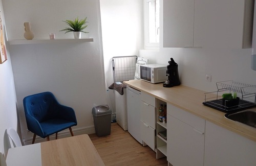 Conches-en-Ouche Apartment | Appartement Cosy Refait à Neuf en Plein Centre