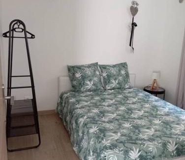 Vaux-sur-Seine Apartment | Appartement Cosy avec Jardin