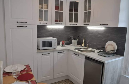 Nevers Apartment | Appartement Douillet et Confortable Très Bien Situé Dans le Quartier Historique