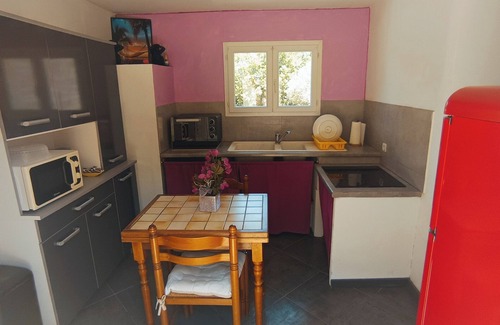 Rognes Apartment | Appartement en Pleine Nature