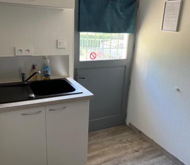 Mandelieu-La-Napoule Apartment | Appartement fonctionnel
