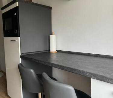 Halle Apartment | Appartement "Franz" inklusive Parkplatz