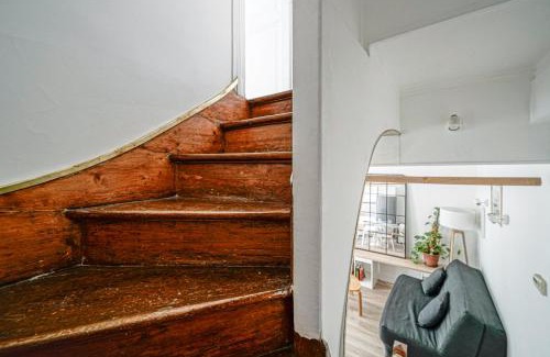 Saint-Ouen Apartment | Appartement idéal famille, en duplex et au calme, au pied du métro "Mairie de Saint Ouen"