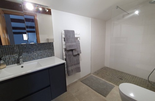 Magalas Apartment | Appartement Indépendant 80m² Très Confortable et Entièrement Équipé