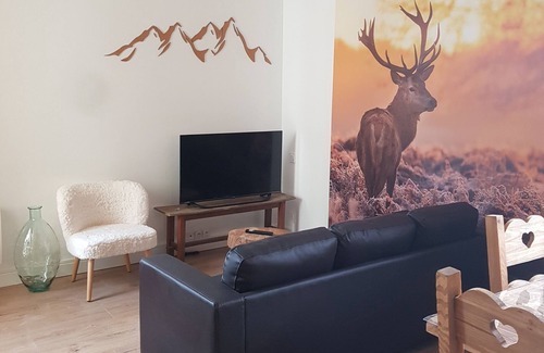 Porte-Puymorens Apartment | Appartement Le Cerf 3 aux Pieds des Pistes de Skis