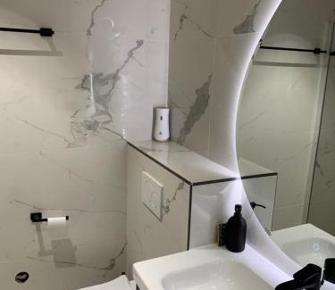 Le Luc Apartment | Appartement Le Luc