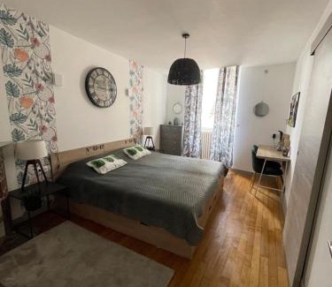 Semur-en-Auxois Apartment | Appartement moderne centre ville, 5 personnes, 65 m2