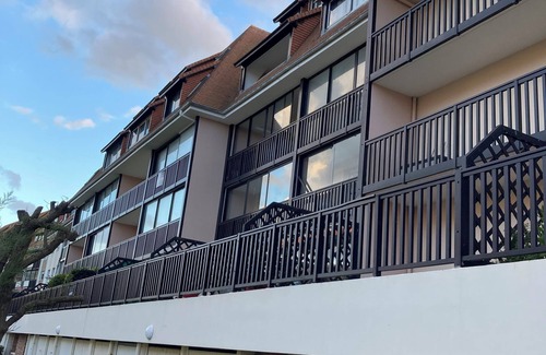 Villers-sur-Mer Apartment | Appartement Neuf Beautiful Villers 1-4 Pers/parking Privé et à 200 m de la Plage
