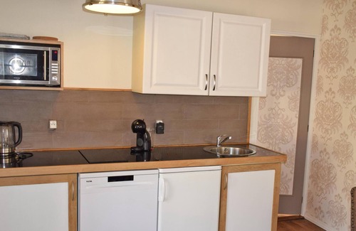 Marcheseuil Apartment | appartement on small holiday estate with pool