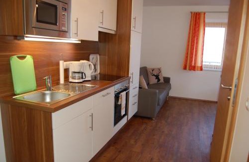Schuttdorf Apartment | Appartement Pension Albert summercard and free parking included
