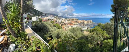 Cap d'Ail Apartment | Appartement , piscine aux portes de Monaco