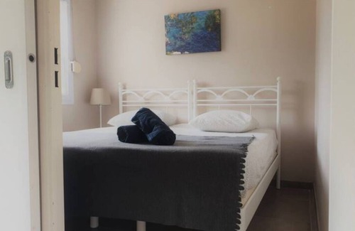 Montfavet Apartment | Appartement Reposant, Climatisé Pour 4 Pers