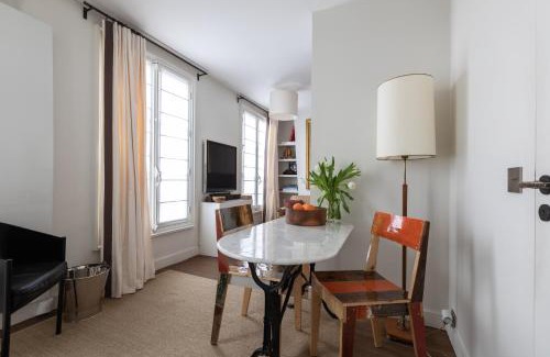 Notre-Dame-des-Champs Apartment | Appartement Saint germain des Près bail mobilité
