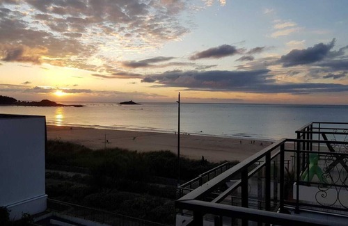Sables-d'Or-les-Pins Apartment | Appartement T3 Avec Terrasse et Accès Direct à la Plage