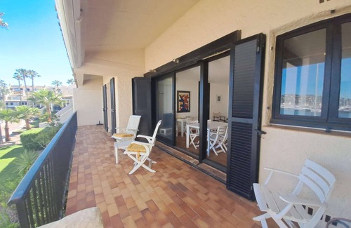 Port Cogolin Apartment | Appartement T3 climatisé sur le port