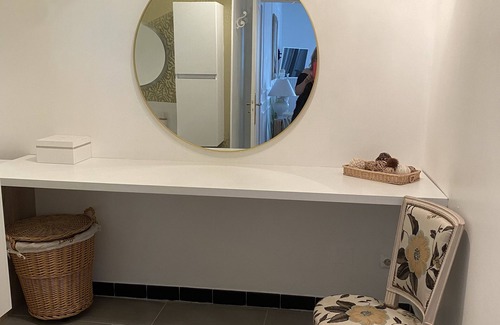Reims Apartment | Appartement/terrasse/vue/parkings