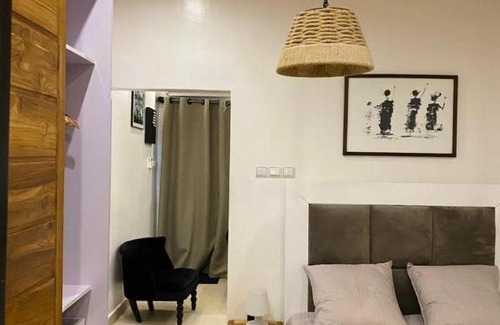 Littoral Department Apartment | Appartement une chambre salon