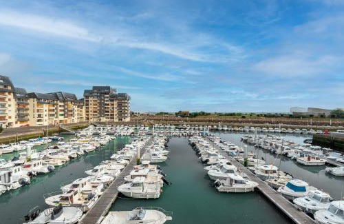 Courseulles-sur-Mer Apartment | Appartement vue mer et marina, Loggia - Parking