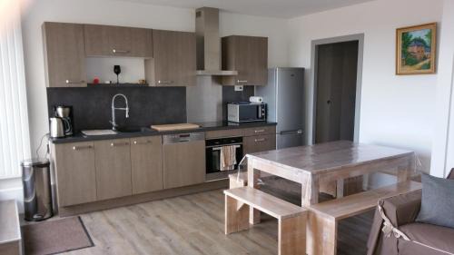 Grandcamp-Maisy Apartment | Appartement vue sur mer et port