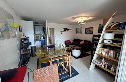 Dinard Apartment | Appartement vue sur mer Accès Direct à la Plage de St Enogat