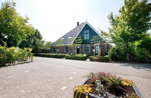 Egmond-Binnen Apartment | Appartementen – Bungalowpark Mooyeveld – Uniek gelegen in de duinen!