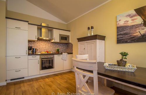 Lietzow Apartment | Appartementhaus Möwe Haus Möwe Ferienwohnung 1 "Sturmmöwe"