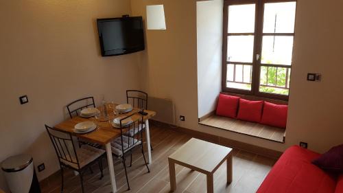 Saint-Jean-du-Bruel Apartment | Appartements Coeur de Village