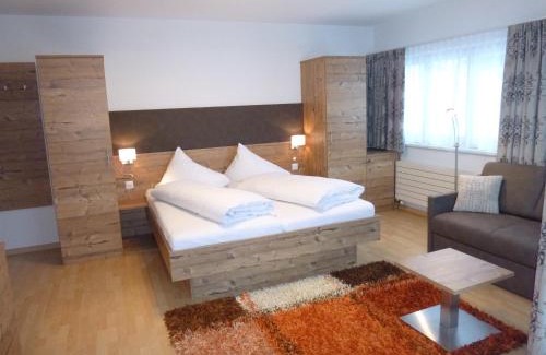 Ravaisch Apartment | Appartements Garni Alpin Live