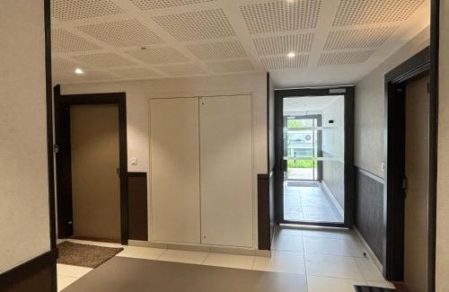Sannois Apartment | Appartment - Sannois Station- 20 min to Paris