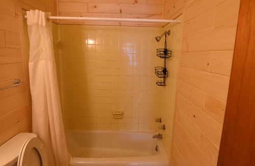 Mackinaw City House | Apple blossom boutique 2