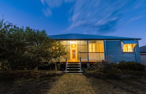 Stanthorpe House | Apple Blossom Cottages