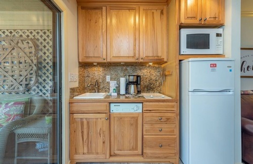 Lake Lure Apartment | Apple Valley 16 at Rumbling Bald