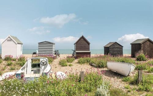 Martin Villa | APPLEDOWN - Secluded Rural Retreat in Kingsdown, 10 mins to BEACH