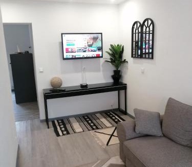 Mazingarbe Apartment | Appt le perfecto 50m2 terrasse privée
